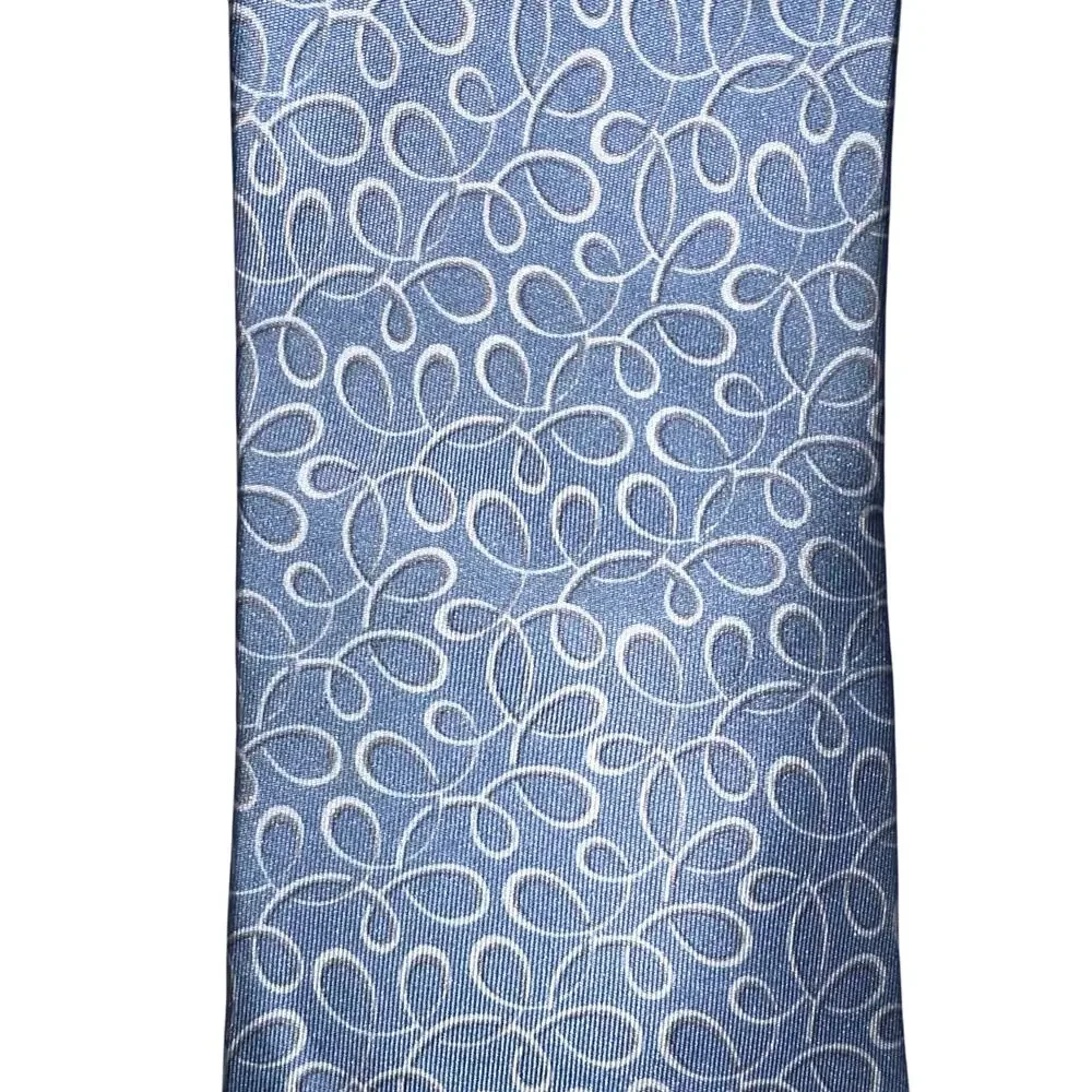 Gucci Light Blue Swirl 100% Silk Designer Tie